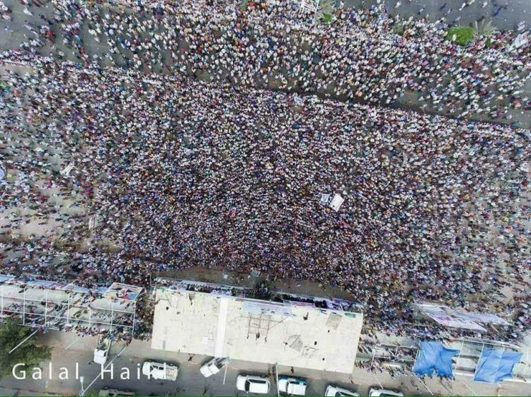 بيان هام من المجلس الاعلى للحراك الجنوبي يحيي فيه الحشود ويؤكد ان المجلس الانتقالي هو امتدادا للمد الشيعي في الجنوب