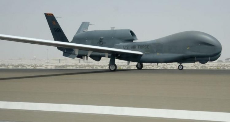 “البنتاغون” يفقد طائرة بدون طيار من طراز “”RQ-4 Global Hawk في جبل طارق