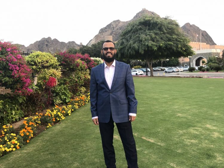 Ben Brik and Shatara in Muscat to meet Houthis