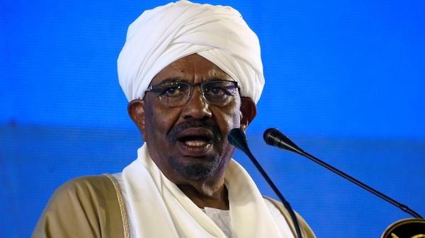 الرئيس السوداني: هناك جهات أجنبية تتآمر على السودان وتسعى لتركيعه