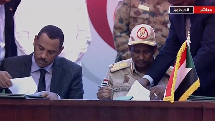 السودان.. توقيع اتقاقية تقاسم السلطة والمرحلة الانتقالية الجديدة