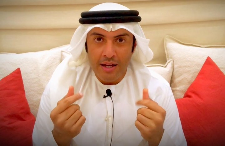 إعلامي إماراتي يهاجم السعوديين ويصفهم بـ”الحمير”.. ويسأل: “من أنتم؟”