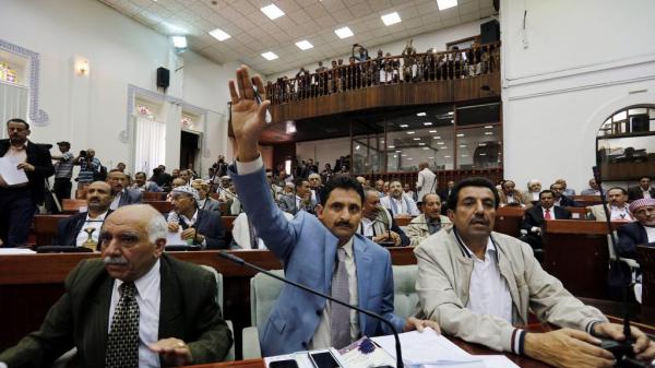 برلماني في مناطق سيطرة الحوثيين يقدم استقالته بعد تهديده بالتصفية