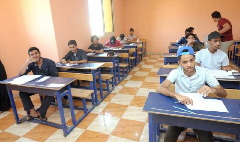 مصر تعلن الموافقة على استمرار معاملة الطلاب اليمنيين والسوريين كالمصريين