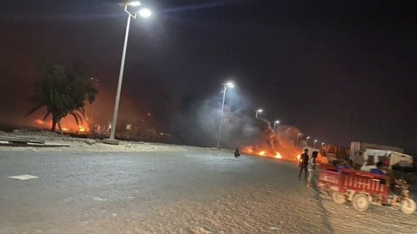 إحتجاجات غاضبة لعسكريين في عدن بسبب تأخر صرف مرتباتهم
