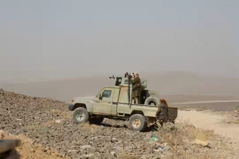 الجيش الوطني يأسر قائد لواء حوثي “الإسم والتفاصيل”