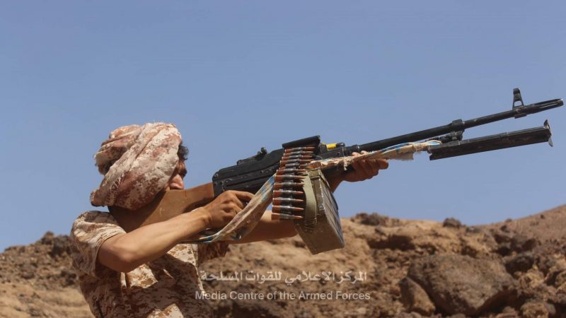 قوات الجيش تصد هجوما لمليشيا الحوثي في مأرب وطيران التحالف يدمر تعزيزات الأخيرة