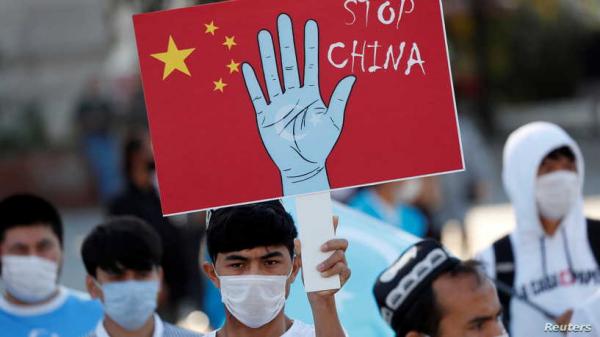 بريطانيا تتهم الصين بارتكاب “إبادة جماعية” في حق الإيغور