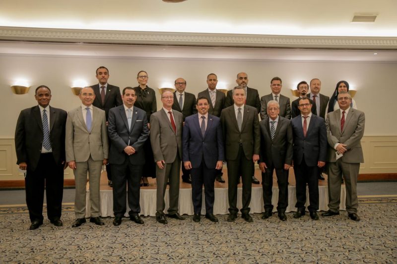 وزير الخارجية يشيد بالإجماع العربي الداعم للحكومة الشرعية