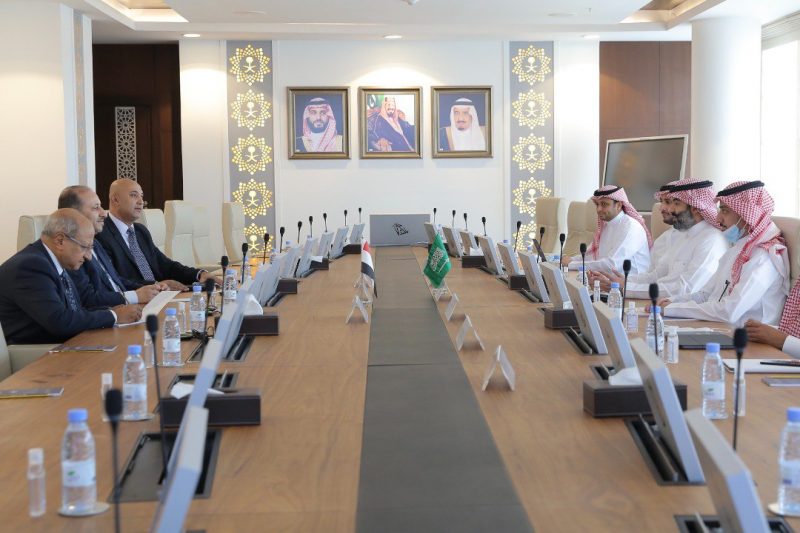 وزير الإتصالات يبحث مع نظيره السعودي فرص التعاون بين منظومة الإتصالات وتقنية المعلومات