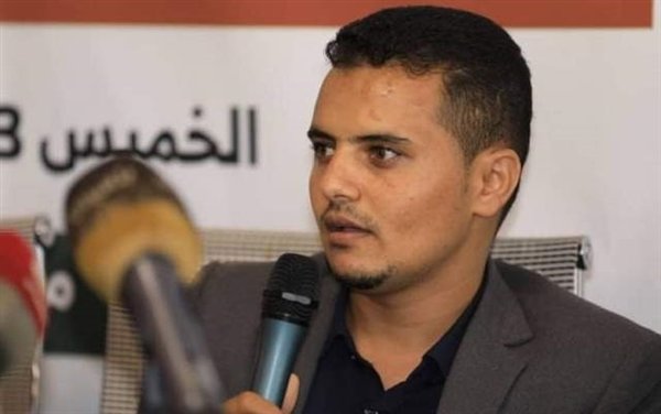صحفي يمني يكشف جرائم الناطق العسكري للحوثيين في تعذيب المختطفين