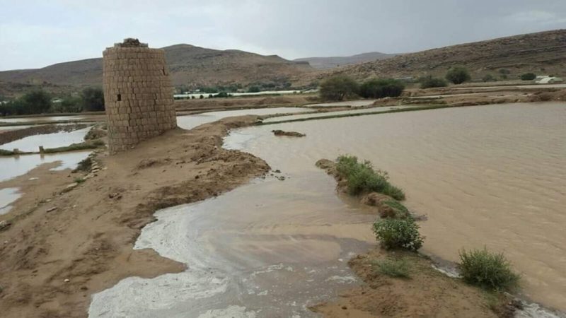 مقتل ثلاثة من اسرة واحدة وجرح آخرين في خلاف على مجرى مياه بمحافظة عمران