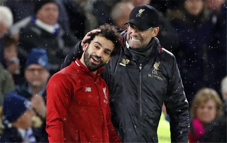 محمد صلاح يجدد عقده مع ليفربول ويورجن كلوب يصدر أول تعليق