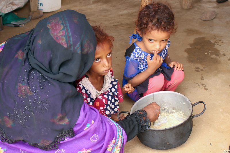 مركز بحثي يوصي بإنشاء صندوق خليجي لدعم الاقتصاد اليمني ومواجهة المجاعة