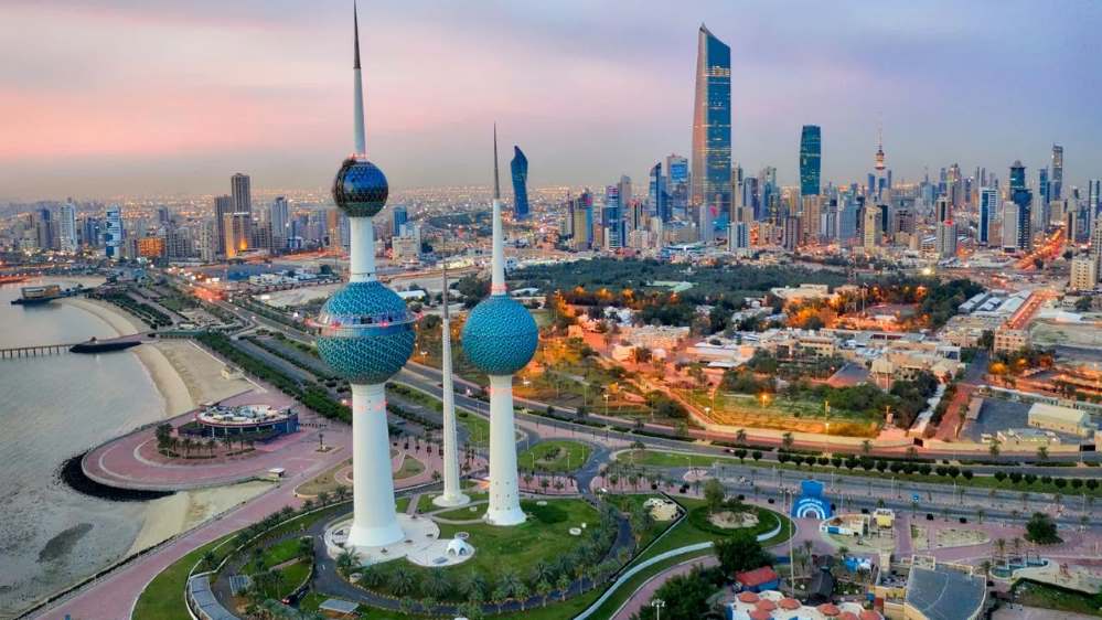 إعدام مهربي مخدرات من إيران بعد ضبطهم بطراد بحري في الكويت