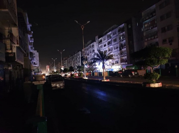 عدن تواجه شبح الظلام الكامل وسط عجز كهربائي غير مسبوق