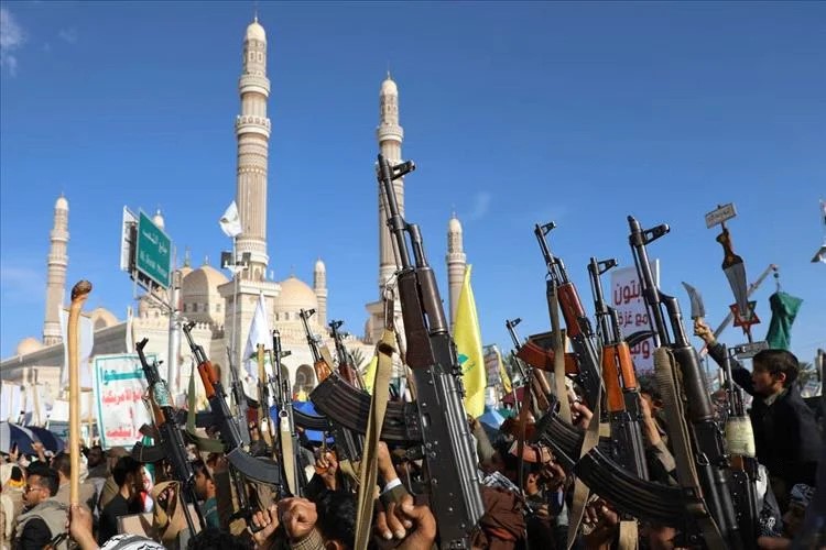 خلافات حوثية تنفجر بعد تهديد قيادي بارز للنائب العام
