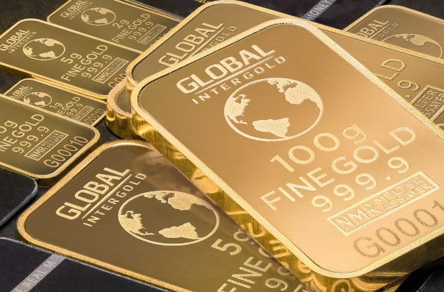تراجع سعر الذهب في مصر اليوم.. عيار 21 يسجل 4760 جنيهًا
