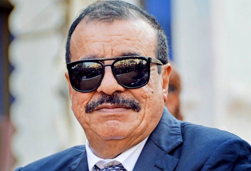 بن بريك يرد على شائعة استقالته من المجلس الانتقالي