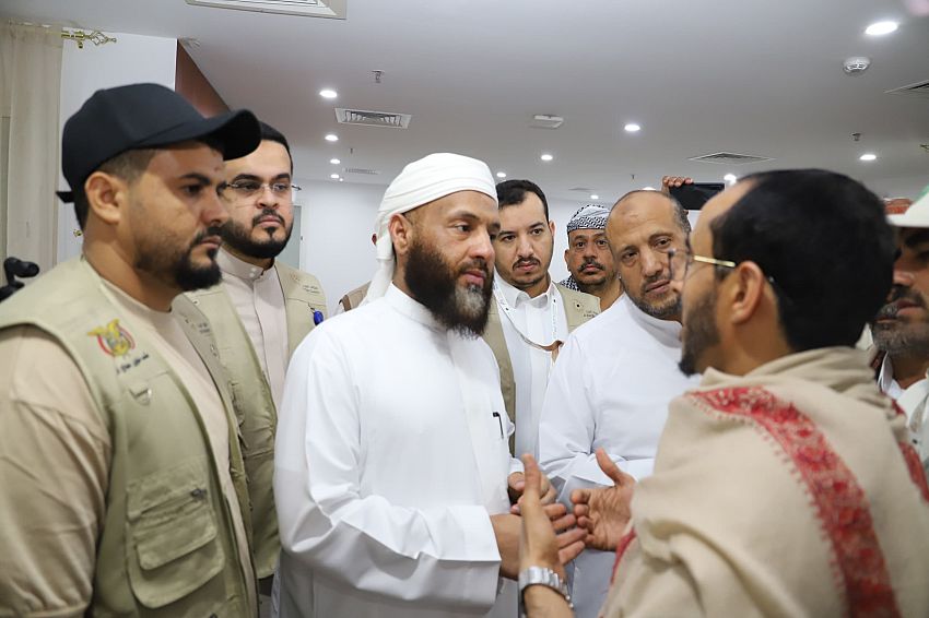 وزير الأوقاف اليمني يتفقد أوضاع الحجاج في مكة