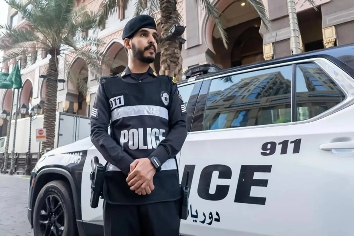 سوار الكتروني.. السعودية تقدم ابتكارًا طبيًا ذكيًا لحماية رجال الأمن خلال موسم الحج