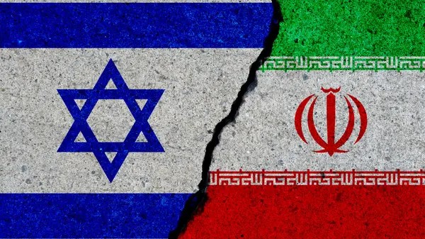 إسرائيل ترفع درجة الاستعداد العسكري.. وطهران تضع خططاً للرد على أي هجوم محتمل