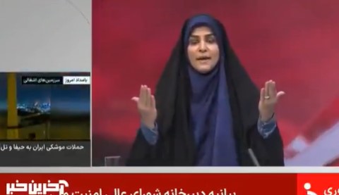 شاهد لحظة رعب المذيعة… اسرائيل تقصف مقر التلفزيون الإيراني وسط طهران أثناء بث مباشر