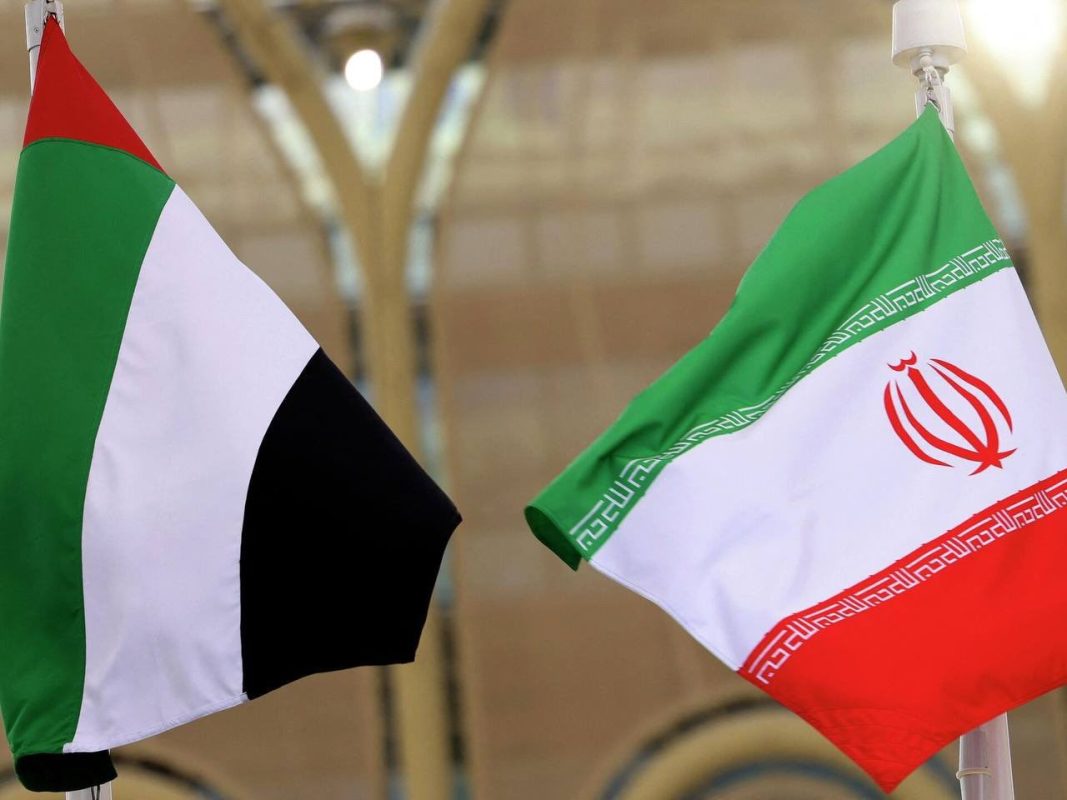 الإمارات تعفي الإيرانيين من غرامات تأخر المغادرة بسبب الظروف الاستثنائية