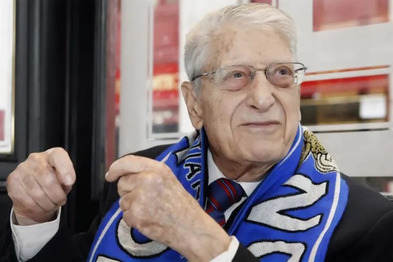 العضو الأول في تاريخ النادي.. ريال مدريد يعلن وفاة أحد أبرز رموزه بعد مسيرة امتدت قرنًا كاملًا