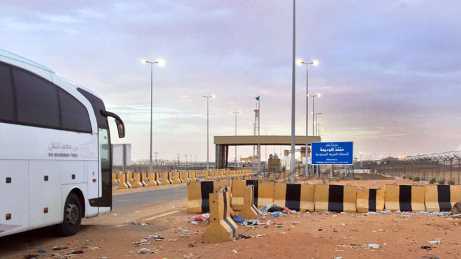 سار لليمنيين.. السعودية تعلن إجراءات جديدة لدخول اليمنيين بتأشيرة عمرة