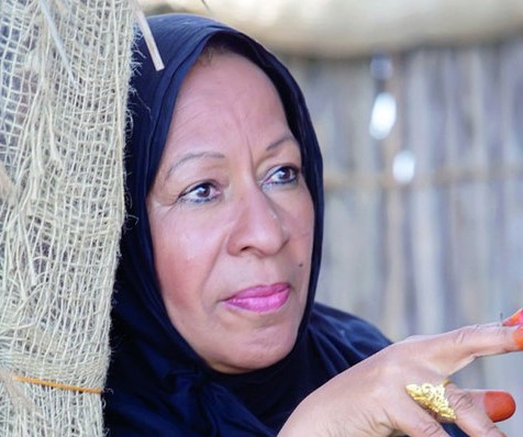 وفاة الفنانة الإماراتية رزيقة الطارش عن عمر ناهز 71 عامًا