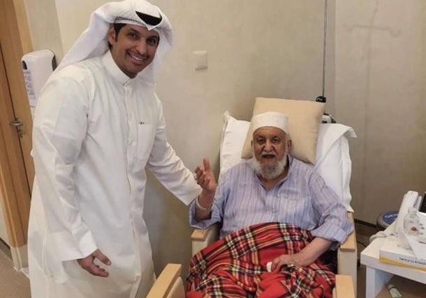 دخول الفنان الكويتي محمد المنيع العناية المركزة اثر مرض ألم به.. معلومات عنه لا يعرفها الجميع