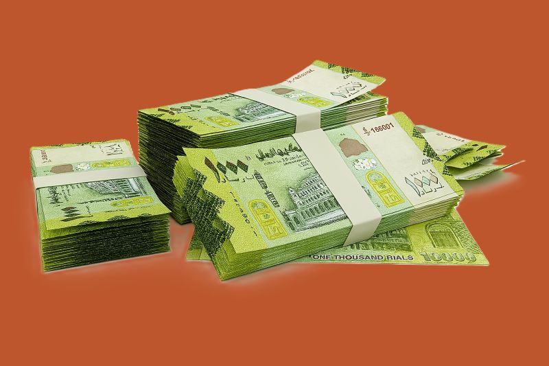 الدولار والريال السعودي يشهدان استقرارًا ملحوظًا مقابل الريال اليمني اليوم الجمعة 8-8-2025