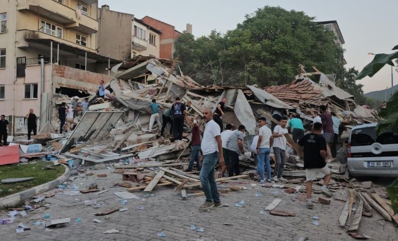 زلزال قوي يهز ولاية باليكسير التركية ويشعر به سكان اسطنبول.. تفاصيل جديدة عن الأضرار والإصابات