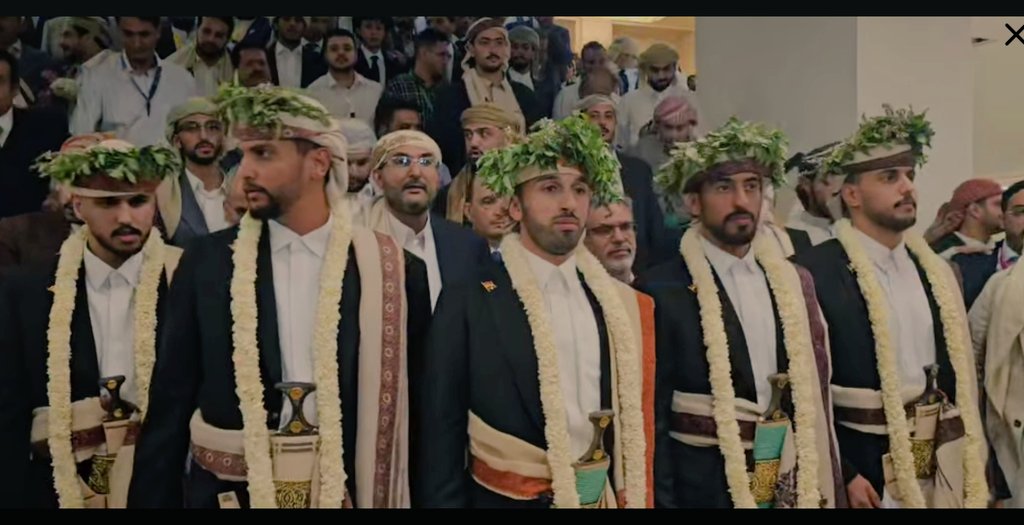 صورة من زفاف صخر علي عبدالله صالح وعدد من أقاربه في القاهرة