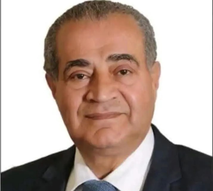 بعد 6 جلسات علاج كيميائي.. وفاة الدكتور علي المصيلحي وزير التموين المصري السابق