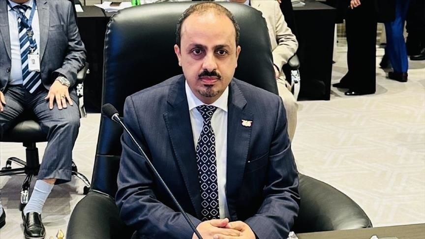 معمر الإرياني يتحدث عن حجم الأموال التي استحوذت عليها الجماعة الحوثية منذ انقلابها