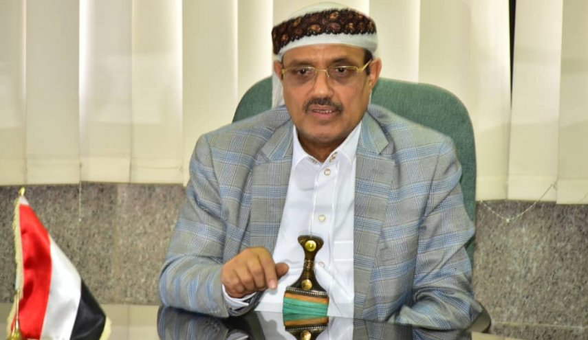 سلطان السامعي يصف استعراض الحصبة العسكري بالاستفزاز ويهاجم القائمين عليه