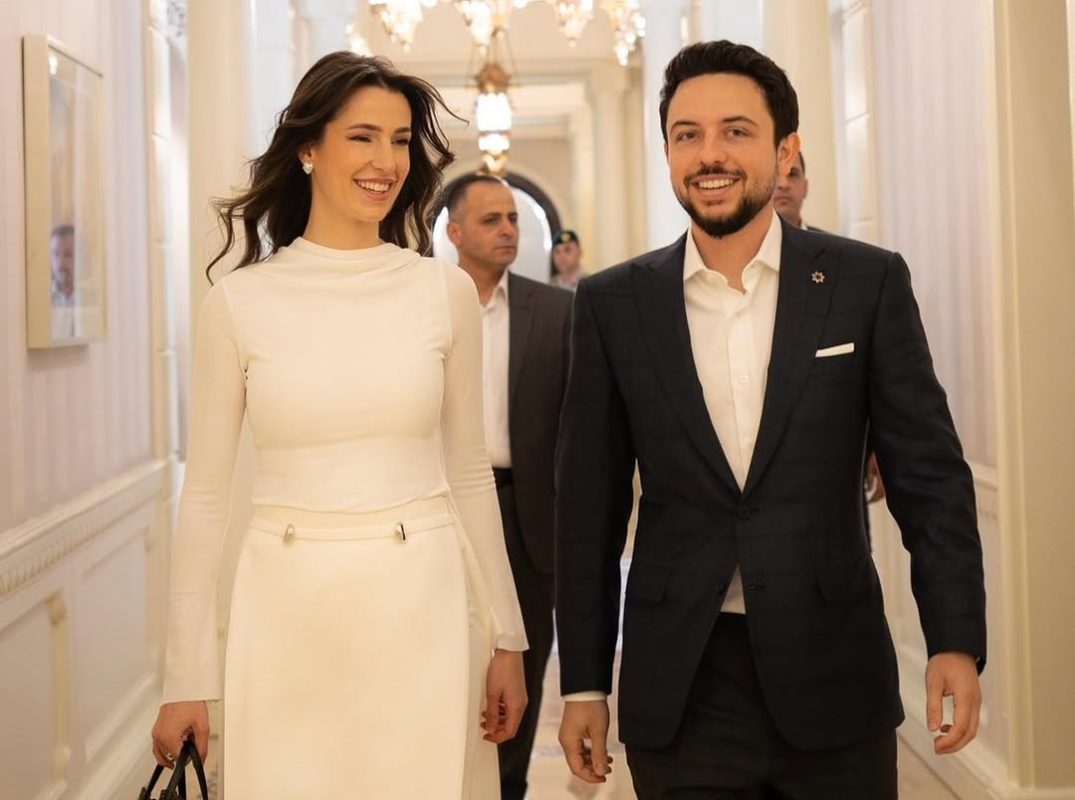 الأميرة رجوة وولي العهد الأردني يظهران في مناسبة تعليمية هامة