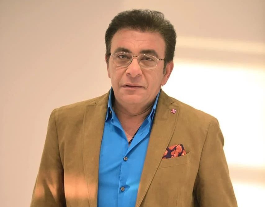ما هي تهمته؟ وفاة الإعلامي المصري عاطف كامل بعد حكم بالسجن عشر سنوات