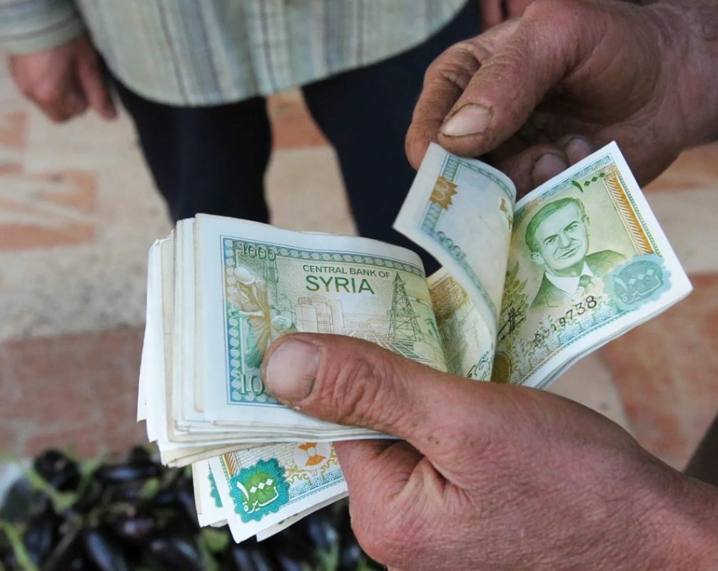 هل سيتم وضع صورة لشخصية معروفة؟ سوريا تعلن تفاصيل حول طباعة العملة الجديدة