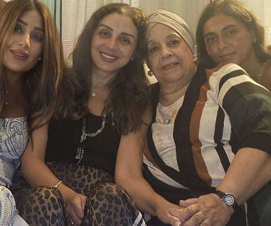 ظهرت مبتسمة بالصور.. أنغام تخطف الأنظار بأول ظهور بعد رحلة العلاج من مرض خطير