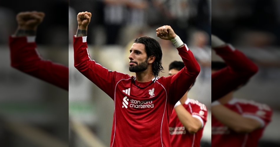شاهد هدف تاريخي من سوبوسلاي يمنح ليفربول التقدم ضد ارسنال في الدوري الإنجليزي