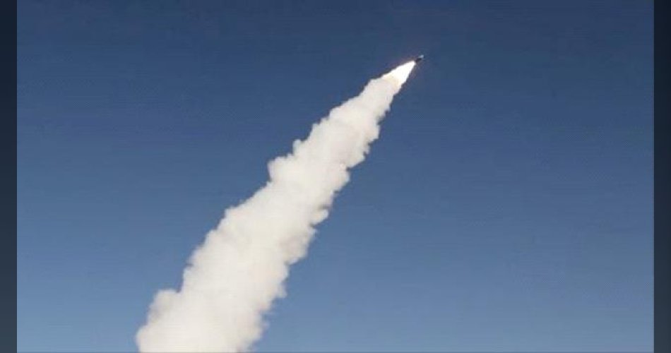 الحوثيون يطلقون صاروخاً جديداً وإسرائيل تعلن تفاصيل عملية الاعتراض