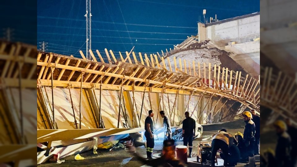 بالفيديو.. انهيار جسر العطيشي بكربلاء يسفر عن قتلى وإصابات بين المدنيين