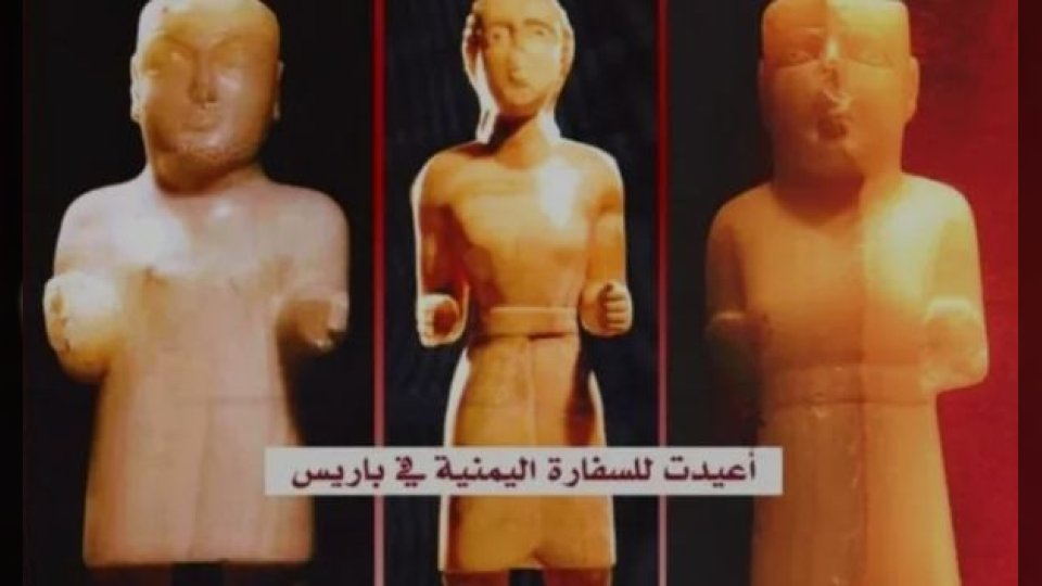فرنسا تعيد تمثال ملك قتبان و15 قطعة أثرية يمنية بعد معركة قانونية استمرت 5 سنوات