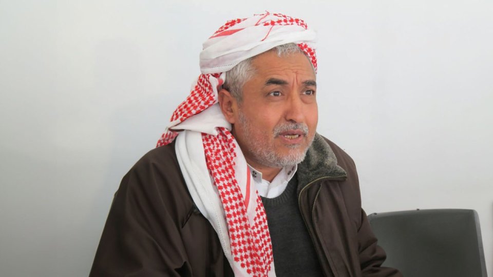 أسرة محمد قحطان تتسلم رسالة حوثية صريحة: ملفه بيد عبدالملك الحوثي ولا تدخل فيه لأحد