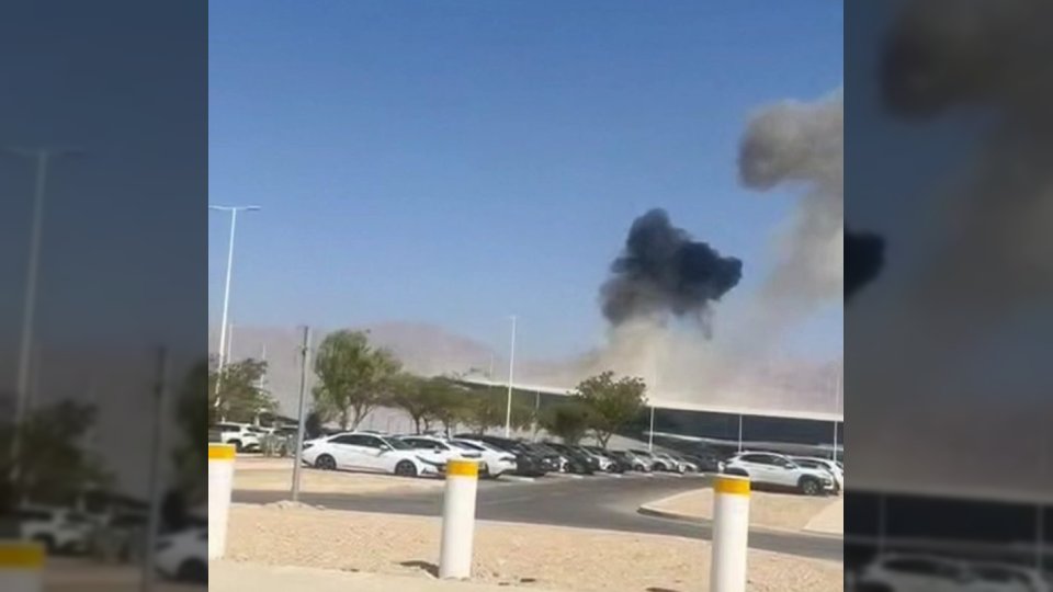 بالفيديو.. مطار رامون الإسرائيلي يتعرض لهجوم مسيرات حوثية من اليمن وإصابات وأضرار مادية