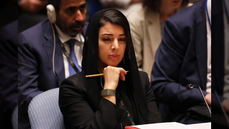 الوزيرة الإماراتية ريم الهاشمي توجّه تحذيرًا صارمًا للسفارة الإسرائيلية بشأن الضم والهجوم على قطر