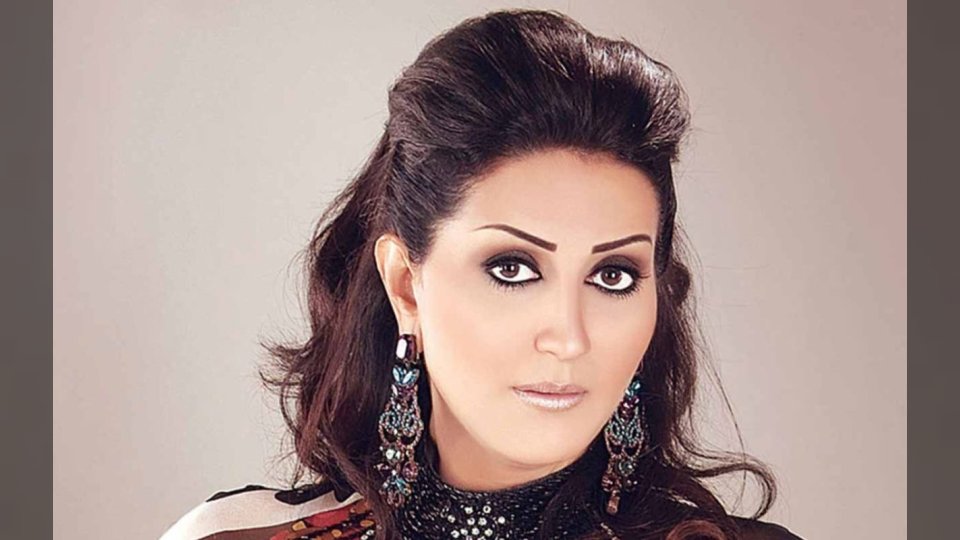 ردة فعلها على الحكم.. وفاء عامر تحقق نصرًا قضائيًا في قضية سب وقذف ضد "بنت مبارك"